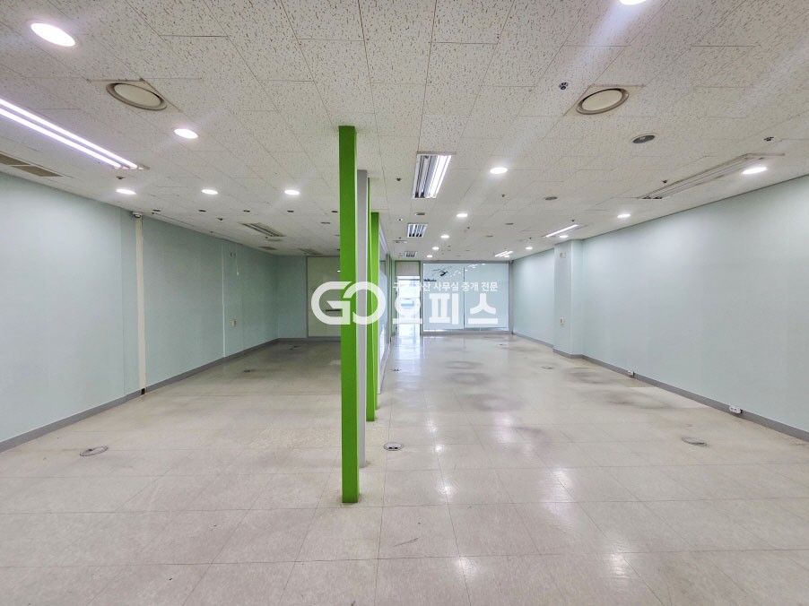 서울 금천구 가산동 가디역 연결통로, 전용40, 깔끔한 인테리어 월세 매물번호 10329 사진 3